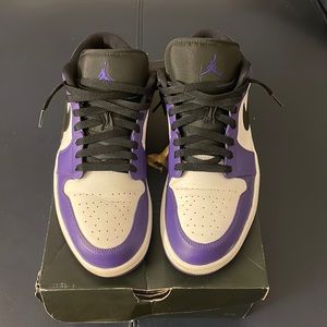 Air Jordan 1 Low “Court Purple”